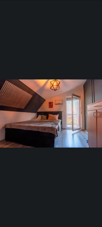 Ferienhaus Vienna Rem Prokosovici Zewnętrze zdjęcie
